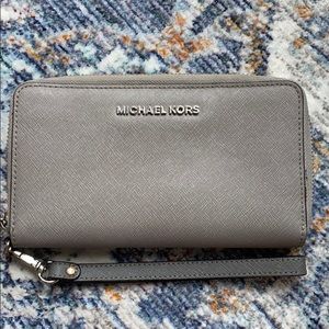 Michael Kors Gray Leather Zipper Wallet
